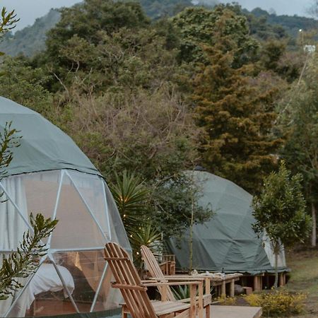 Las Cupulas At Earth Lodge Antigua Екстер'єр фото